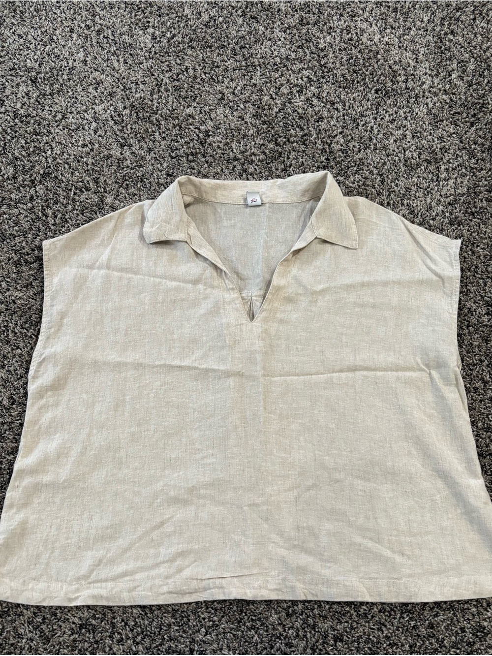 Old Navy Light Beige Split-V Collared Tunic Top